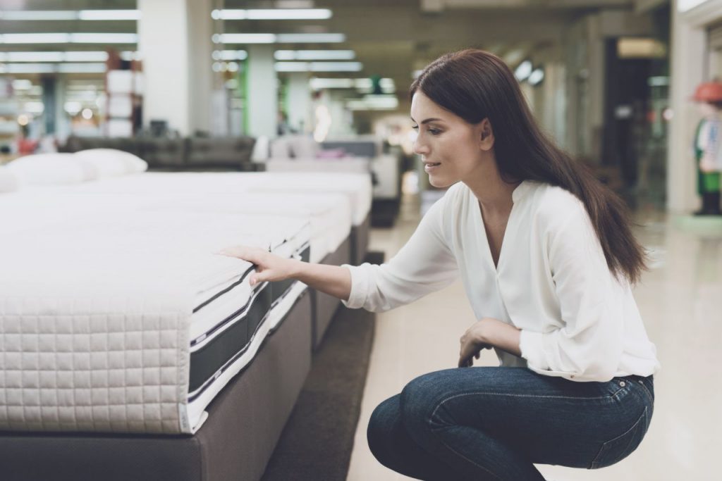 The Ultimate Guide: 6 Tips For First-Time Mattress Buyers